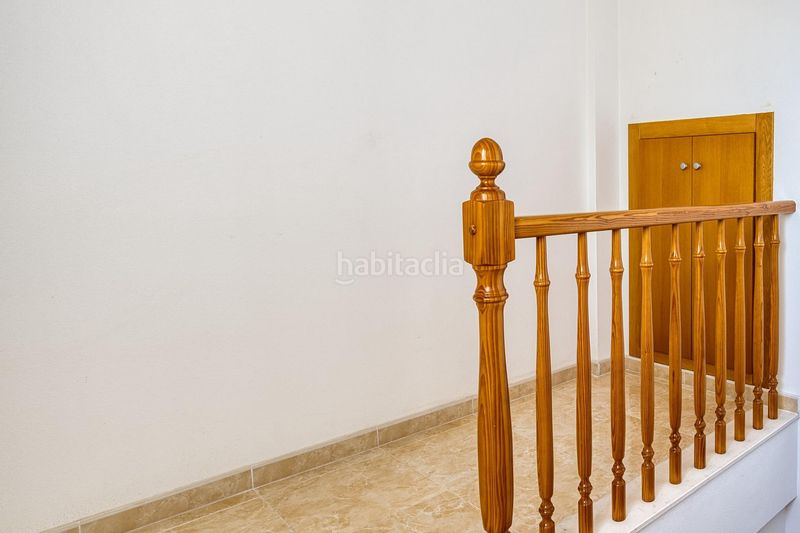 Foto 40d4ff61-951b-4fdc-9dca-e28d023205c9. Casa adossada amb aparcament a Abanilla