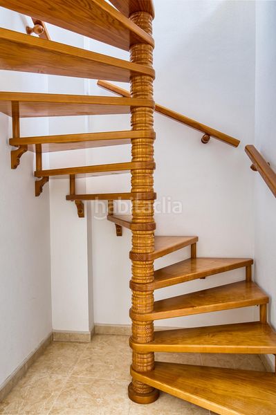 Foto bbd80a73-4816-4df3-a78f-31e6ca7a138d. Casa adossada amb aparcament a Abanilla