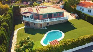 Xalet a Coloma. Casa independiente con piscina en la nucía