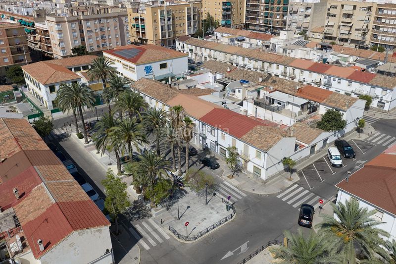 Foto 2a0b6bb2-ada4-415f-8122-464fd254a2a0. Casa a Carrús Oeste Elche / Elx