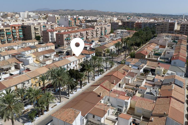 Foto b4cedb71-5fa3-4e63-b667-99bf71471cef. Casa a Carrús Oeste Elche / Elx
