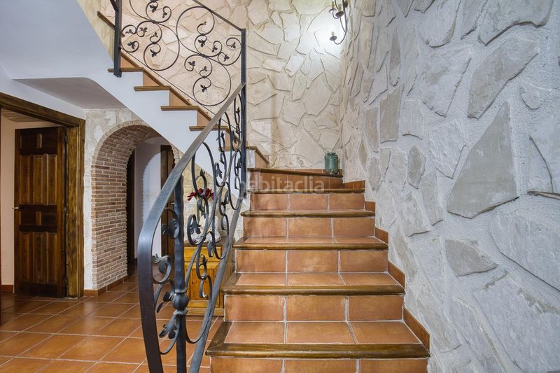 Foto 2e03b681-6b5f-4d81-8ddf-b301de9a8de5. Casa amb aparcament a Novelda