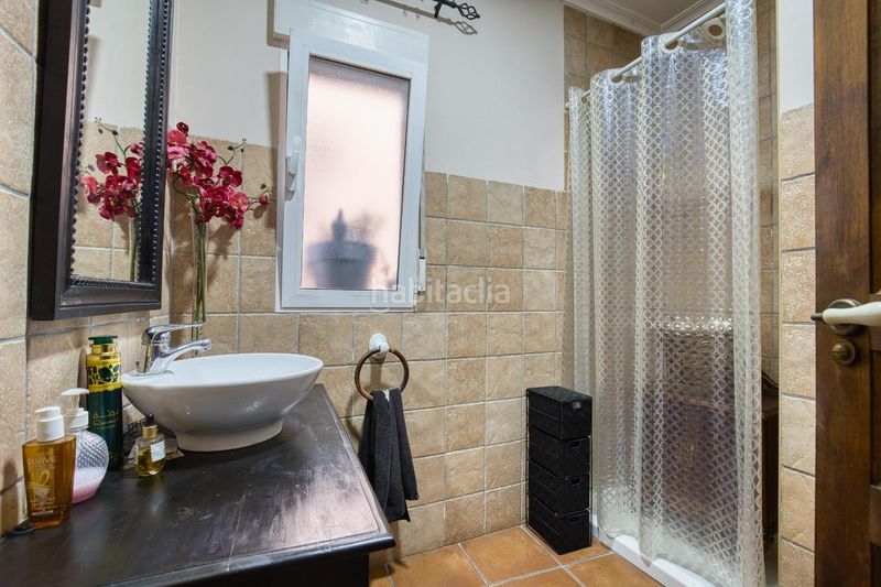 Foto cbab06d6-5e98-4668-be3a-a2f5ca1c2036. Casa amb aparcament a Novelda
