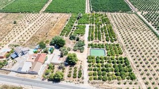 Chalet  Calle barrio lo marques la matanza 17 cv-868. Chalet con piscina, barbacoa y parcela de 14.346m en orihuela