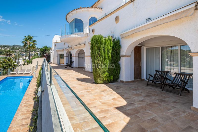 Foto 74a7a665-2f5d-4f69-bff2-dc549a54df7b. Casa amb calefacció aparcament piscina a Cala Advocat-Baladrar Benissa