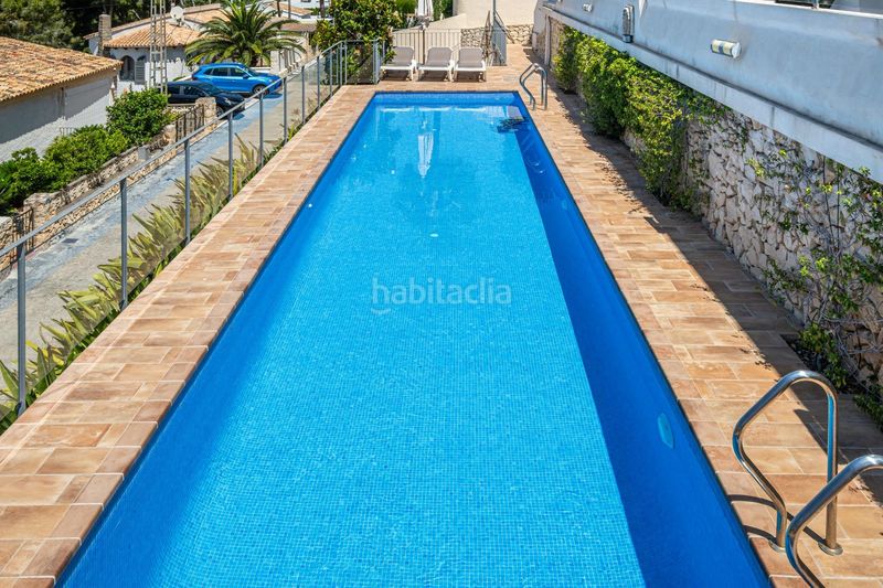 Foto a78fcdb3-593b-4786-9d70-ef34d1ff0618. Casa amb calefacció aparcament piscina a Cala Advocat-Baladrar Benissa