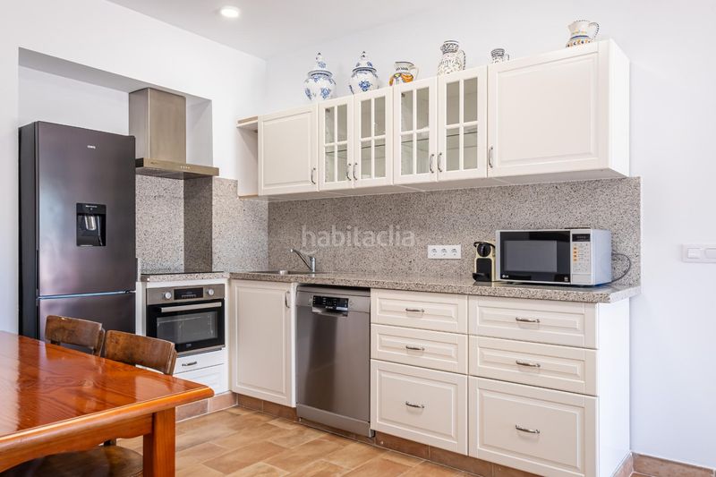 Foto b0058046-4f41-4b15-a69f-5ce0ec435ca3. Casa amb calefacció aparcament piscina a Cala Advocat-Baladrar Benissa