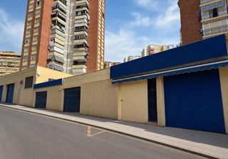 Locale commerciale  Avenida uruguay. Local en venta benidorm playa poniente