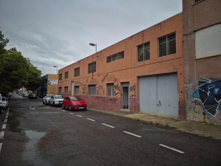 Fabrikhalle in Calle Calle Amílcar Barca