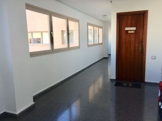 Miete Büro in Reina Victoria - Miguel Hernández. Oficina en elche