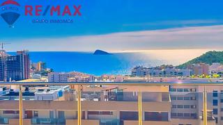 Àtic a Avenida mestral 8. Atico de 3 habitaciones con 2 baños con vistas al mar