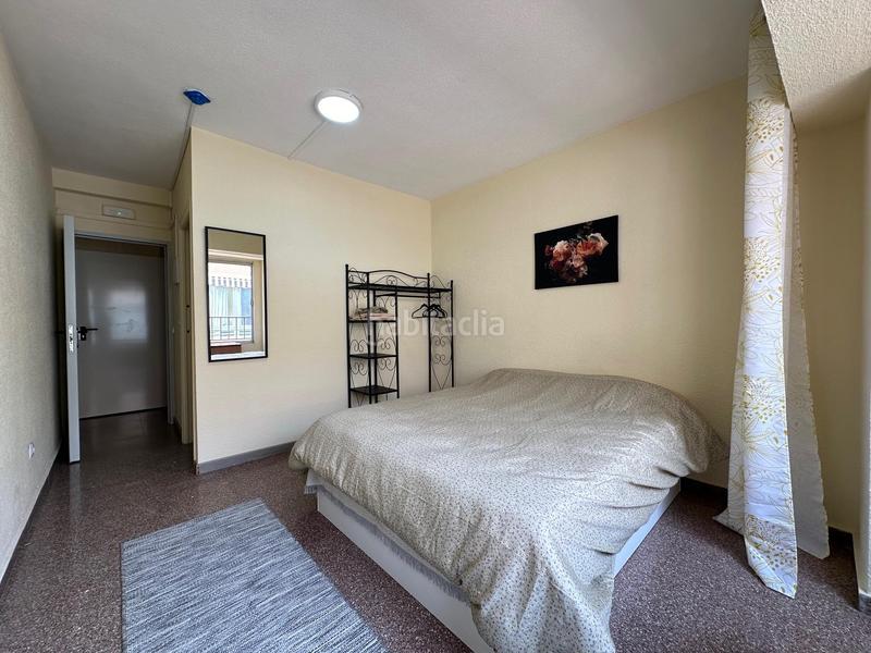 Foto 8e7eaaca-9191-437d-beeb-1206775c06f2. Edificio in Carolinas Altas Alicante