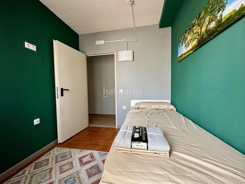 Foto ab6bcdf5-7332-4530-8d60-6ff991bc85d5. Edificio in Carolinas Altas Alicante