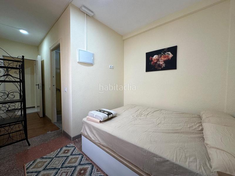 Foto cc980675-bc6d-4705-895d-b4b0128c781a. Edificio in Carolinas Altas Alicante