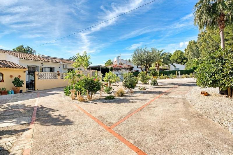 Foto b4273ef2-a0f5-4404-b8be-4681860e9f1f. Casa amb calefacció aparcament piscina a Montgó - Ermita Xàbia