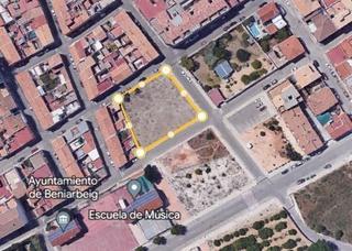 Terreny residencial a Beniarbeig. Suelo urbano de 1385m2 en beniarbeig