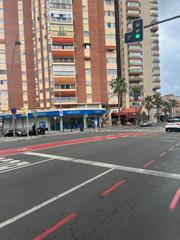Local Comercial  Avenida beniarda. Se vende gran local con negocio de comida para llevar.