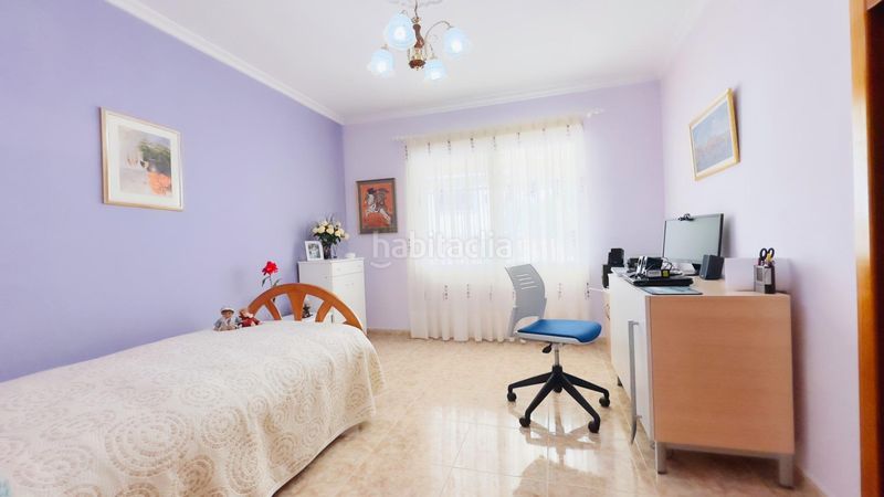 Foto fdbcc7a8-b103-4f9b-a622-9a2ac2db3b54. Xalet amb calefacció aparcament a Coloma Nucia (la)