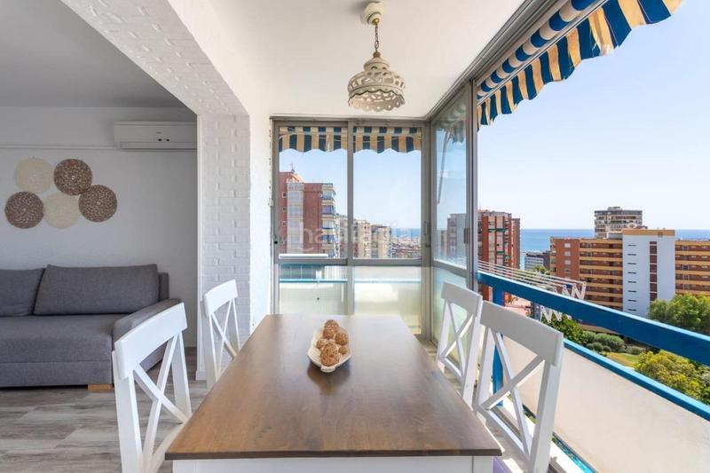 Foto 24ba43c4-0f19-49f4-8c7f-c098cc0b69ad. Alquiler apartamento  reformado con vistas al mar y piscina comunitaria en Benidorm
