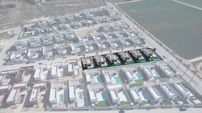 Foto 87909e92-ed4c-4870-bb59-e73e04836442. Xalet a Algorfa