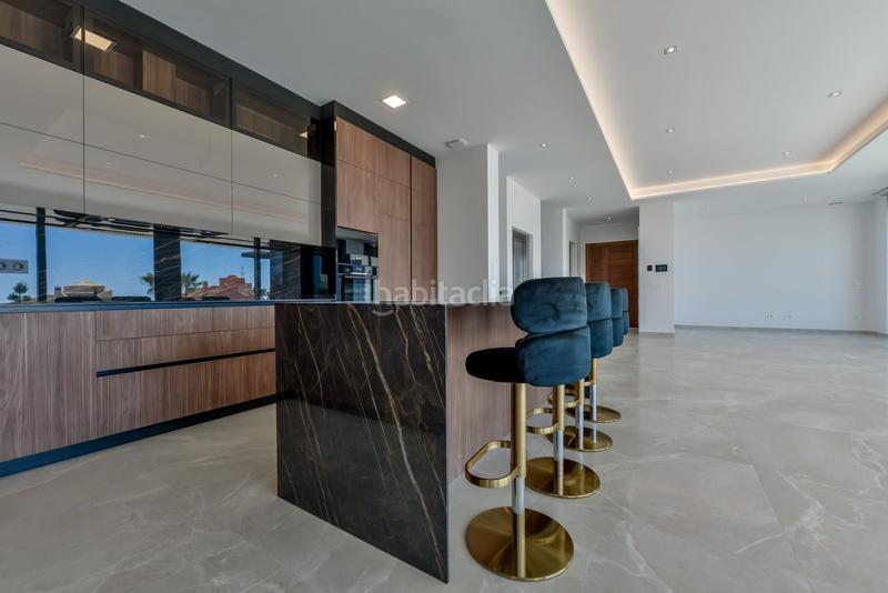 Foto 5a55db7e-f96d-43d2-8e02-9d7d4fb8d1db. Chalet in Finestrat pueblo Finestrat