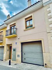 Casa adossada  Calle fonteta la. Ventacasa extraordinaria de dos plantas con vistas espectaculare