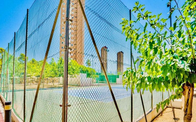 Foto 7cd341b0-65e4-41b3-b117-baa10d027fa4. Attico con riscaldamento in Via Parque Benidorm