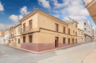 Casa en Calle huerta la 12. Casa en venta en caudete, albacete