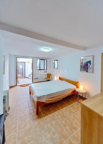 Foto 232541f2-aa35-48db-a477-12dc5ebe91ec. Masía casa iglesia santa maria casco antiguo en Oliva pueblo Oliva