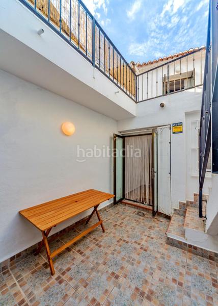 Foto a1f3b008-26da-4d7e-b32b-927eb4df6b97. Masía casa iglesia santa maria casco antiguo en Oliva pueblo Oliva