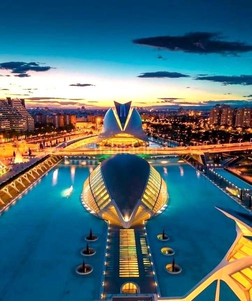 Foto fe774186-e0ef-4a5a-9f62-9f4cfbcf4b8a. Masía casa iglesia santa maria casco antiguo en Oliva pueblo Oliva