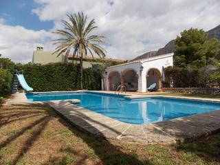 Chalet in Montgó - Ermita. Amplia villa en javea  montgo