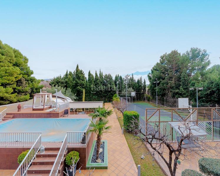 Foto 0493fa0f-a70a-4182-965e-199b3cc56ee1. Chalet con riscaldamento parcheggio piscina in Campo Alto-Club de Campo Elda