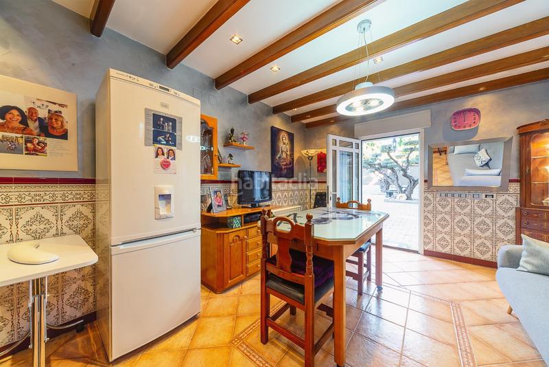 Foto 2a131ef7-34c2-46e2-b5a4-1bc469d10a72. Chalet con riscaldamento parcheggio piscina in Campo Alto-Club de Campo Elda