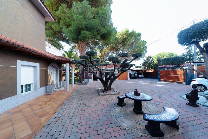 Foto 2a473c70-c6df-4d0a-9b35-f5b99c5a4be5. Chalet con riscaldamento parcheggio piscina in Campo Alto-Club de Campo Elda