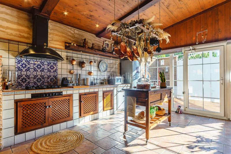 Foto 41d369eb-bb7b-43bf-b37b-8f404b13808a. Chalet con riscaldamento parcheggio piscina in Campo Alto-Club de Campo Elda