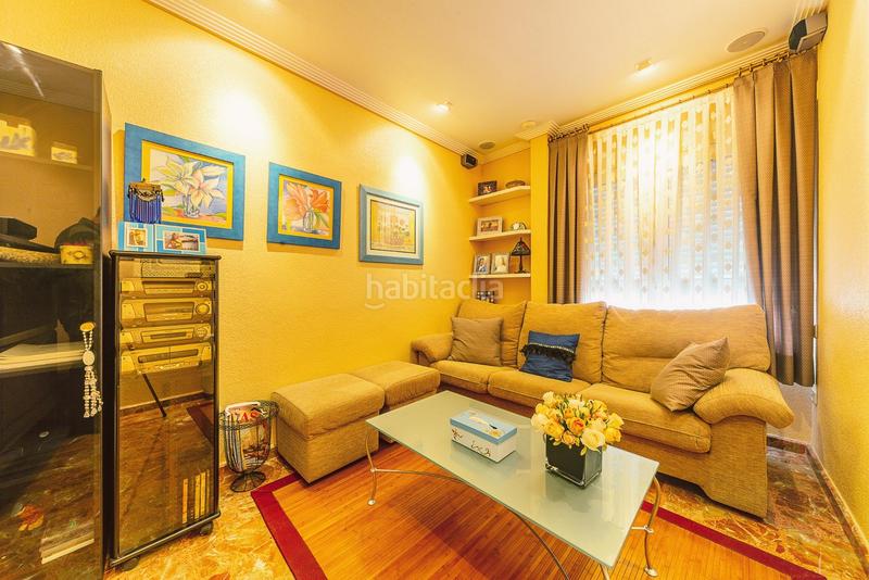 Foto 67b780f4-533c-4a20-836e-ca0706d9ce40. Chalet con riscaldamento parcheggio piscina in Campo Alto-Club de Campo Elda