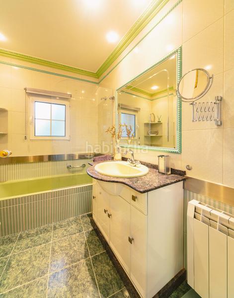 Foto 823ae35e-c33f-48be-8f73-19047a832d10. Chalet con riscaldamento parcheggio piscina in Campo Alto-Club de Campo Elda