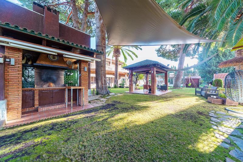 Foto a377cbe7-f277-4088-be9c-109502b3c6fd. Chalet con riscaldamento parcheggio piscina in Campo Alto-Club de Campo Elda