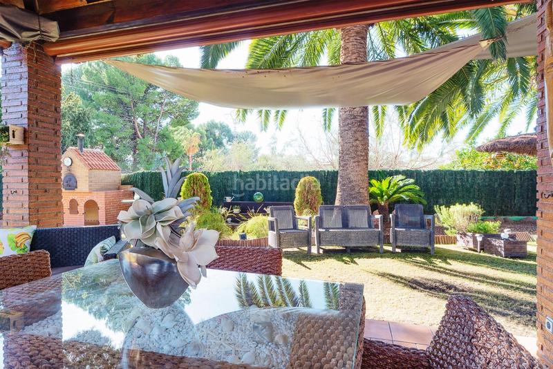 Foto aa2331d9-75f9-4087-89a5-7043312dd860. Chalet con riscaldamento parcheggio piscina in Campo Alto-Club de Campo Elda