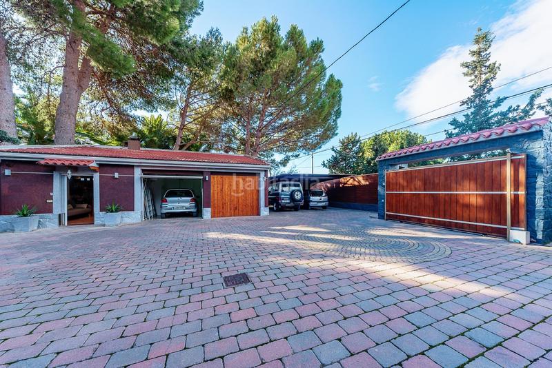 Foto b64f6629-9c06-4db7-b4c6-b10effed06b5. Chalet con riscaldamento parcheggio piscina in Campo Alto-Club de Campo Elda