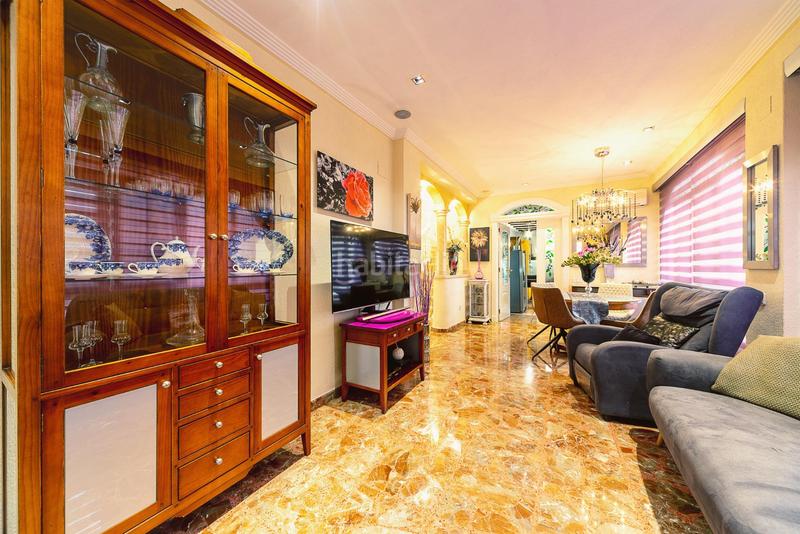 Foto d3a0c468-4b61-4cf1-82a4-8ebac34f8048. Chalet con riscaldamento parcheggio piscina in Campo Alto-Club de Campo Elda