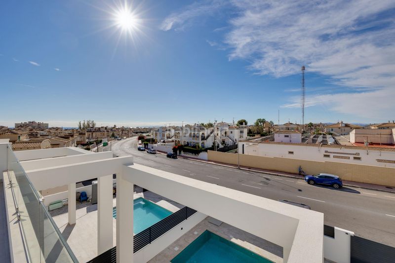 Foto dfcdf750-8750-4168-b973-0a92e9f7da90. Finca rústica a Aguas Nuevas Torrevieja