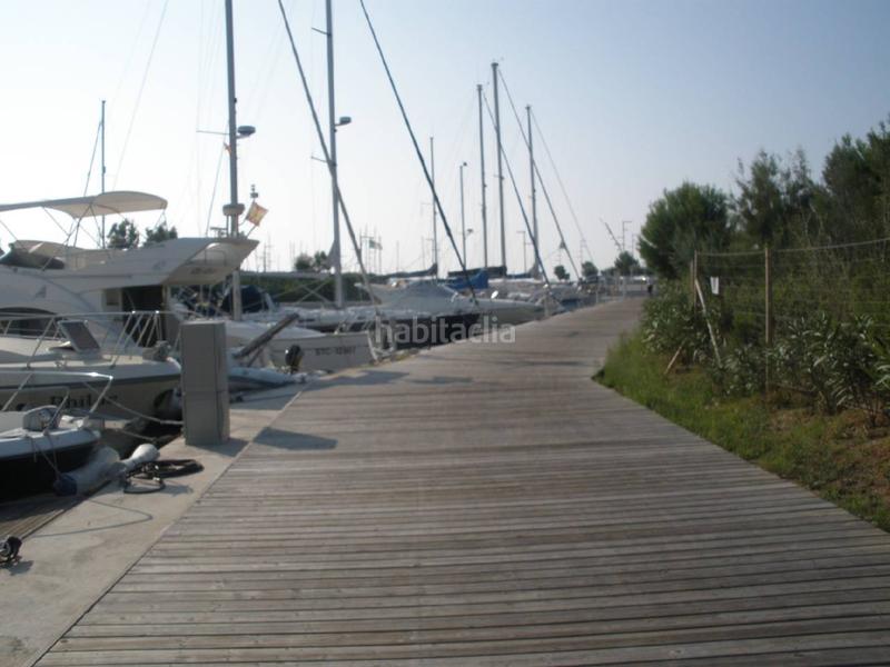 Foto 2f1b1ed6-a5eb-48e4-b842-175ffb336ecc. Édifice dans El Maset La Ràpita