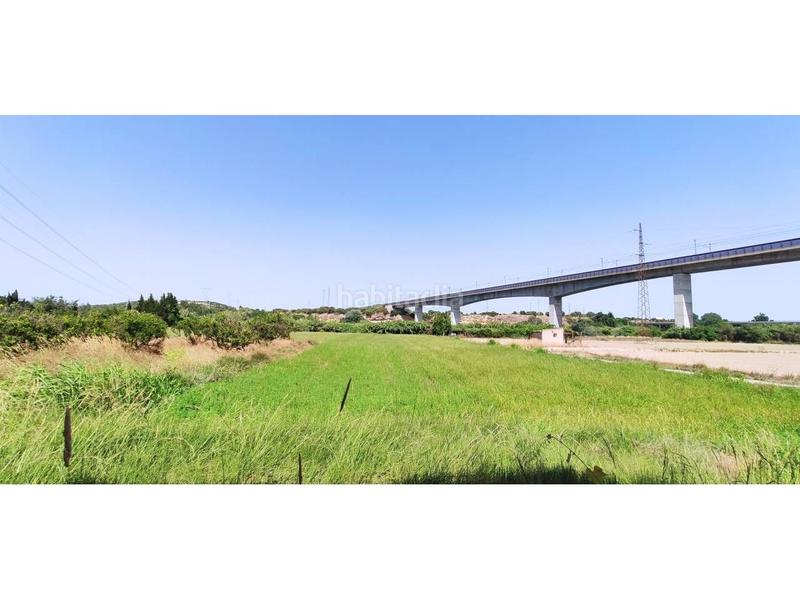 Foto 31eeb052-8133-438e-afd8-41c2bf9eaf58. Bauernhof in Grau - Quintanes Amposta