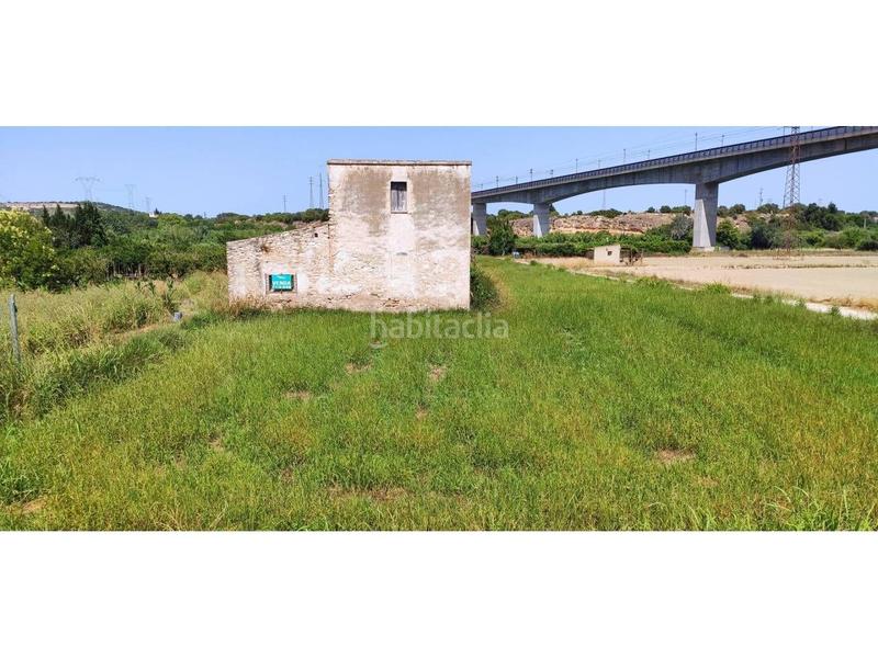 Foto e3e46076-a370-4738-a693-6b8744be7658. Bauernhof in Grau - Quintanes Amposta