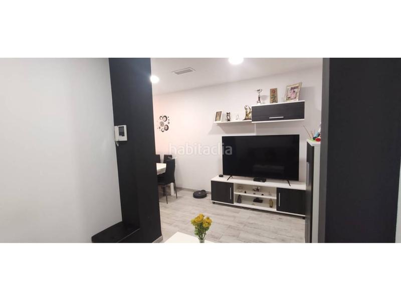 Foto 76a3d8f2-d905-4897-8e05-400ff8d8d151. Casa a schiera con riscaldamento parcheggio in Zona Hospital Amposta