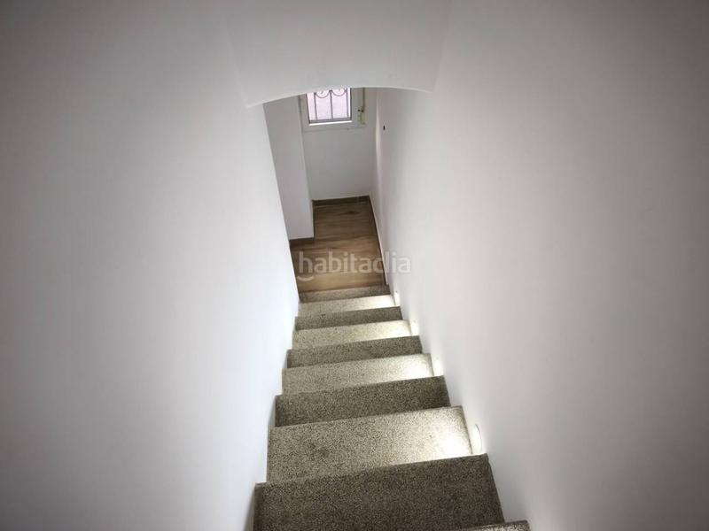 Foto 0b9391f9-956a-4c76-8be5-74e168ecd543. Casa adossada a Centre Sant Carles de la Ràpita