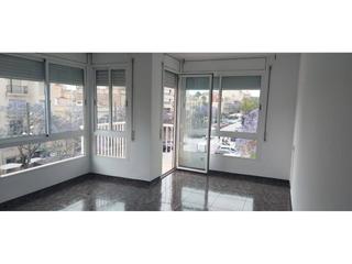 Location Appartement à Nord. Piso en el centro de la población