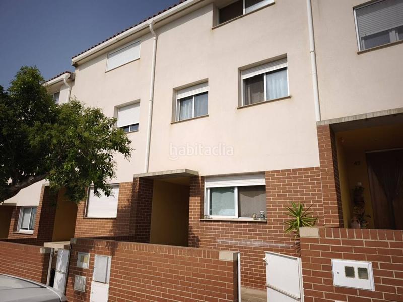 Foto d6bbaf48-e604-40a9-b9c2-caf70520feea. House with parking pool in Alcanar